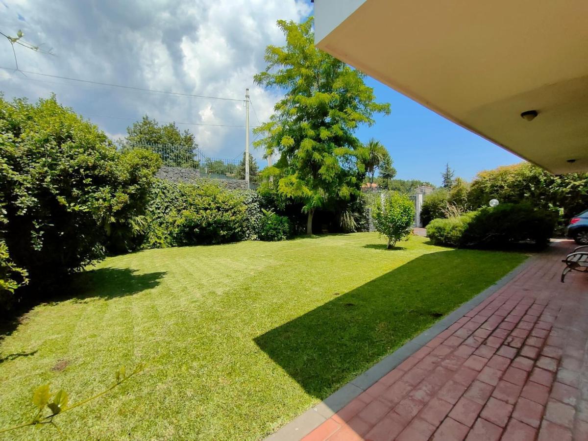Villa Mimosa Zafferana Etnea Kültér fotó